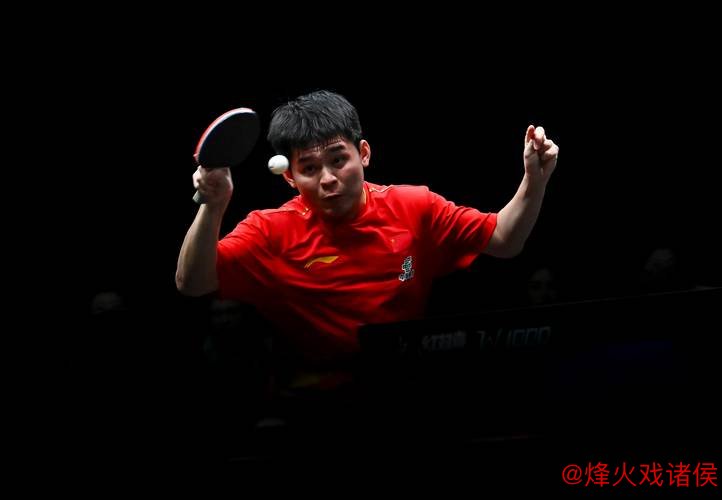 WTT多哈冠军赛｜林诗栋带伤力克梁靖崑，艰难晋级男单四强