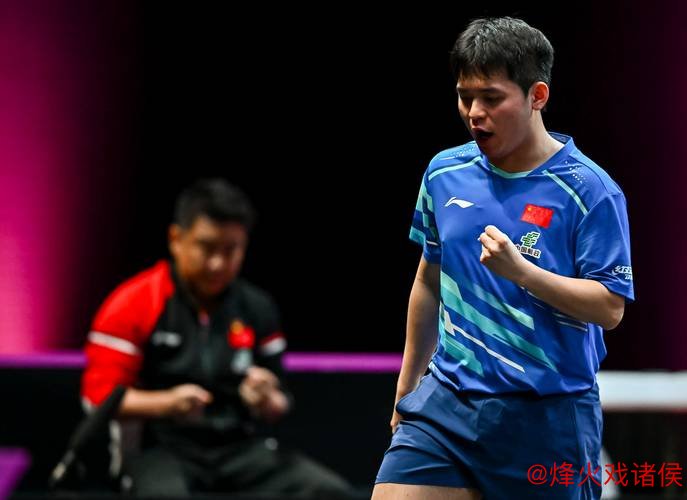 WTT多哈冠军赛｜林诗栋带伤力克梁靖崑，艰难晋级男单四强